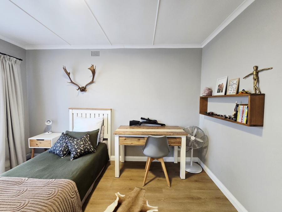 4 Bedroom Property for Sale in Bergsig Western Cape